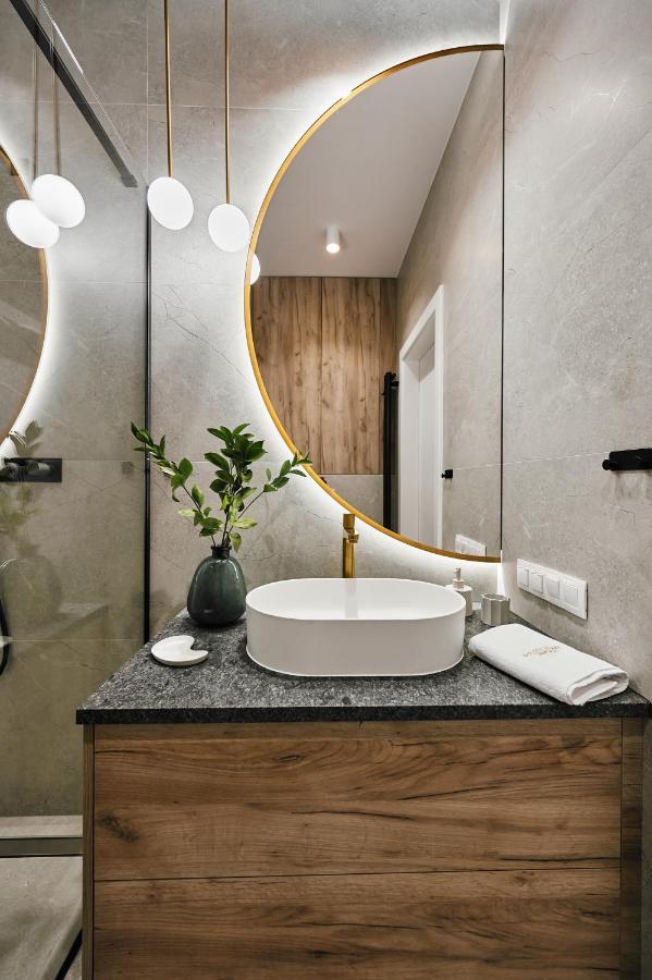 Golden Dreams Luxury Apartment 81 크라쿠프 외부 사진